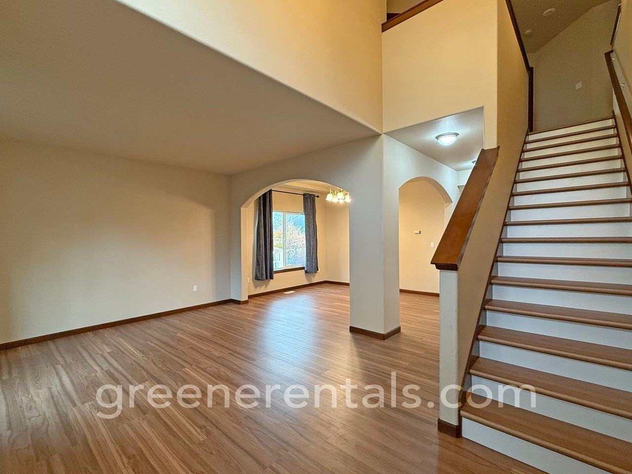 611 H St Sw - Photo 5 of 44