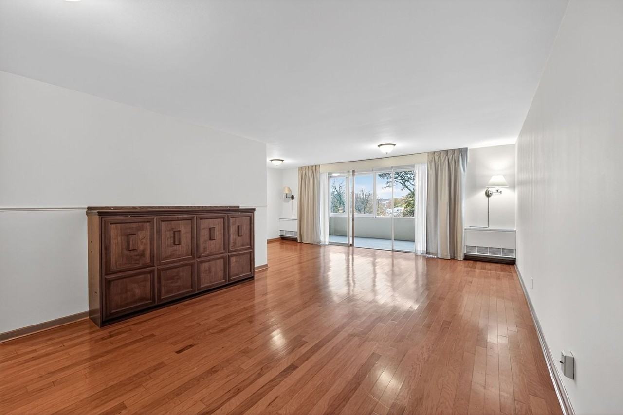 2324 Madison Rd - Photo 4 of 25