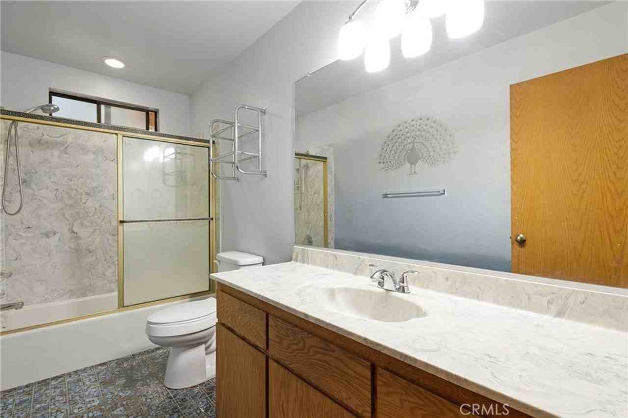 14334 Sinclair Circle - Photo 7 of 16