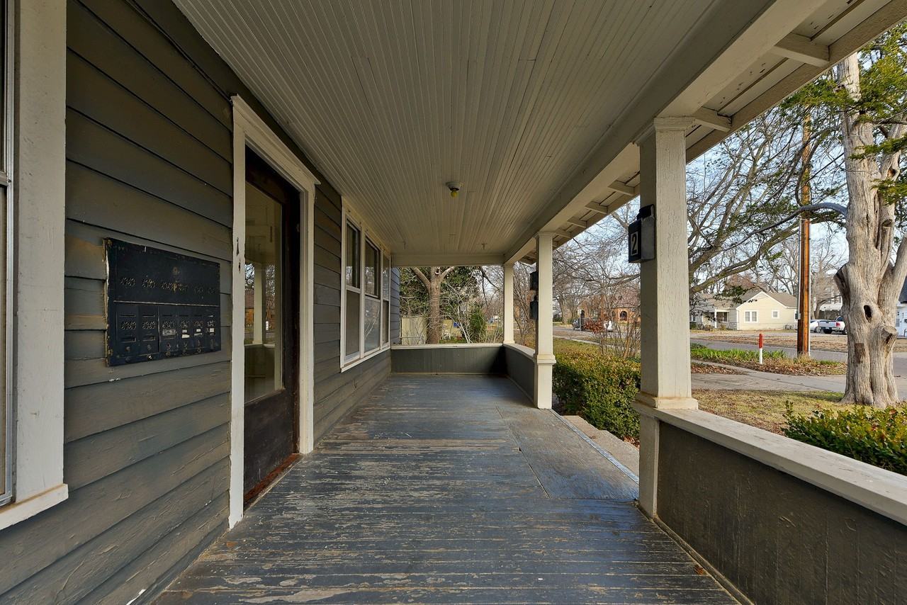 474 Elm Ave Apt 1 - Photo 2 of 23