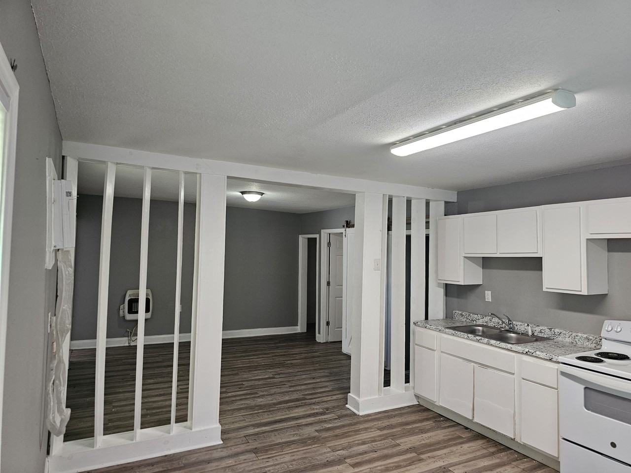 205 East Nettleton Avenue - Photo 6 of 23