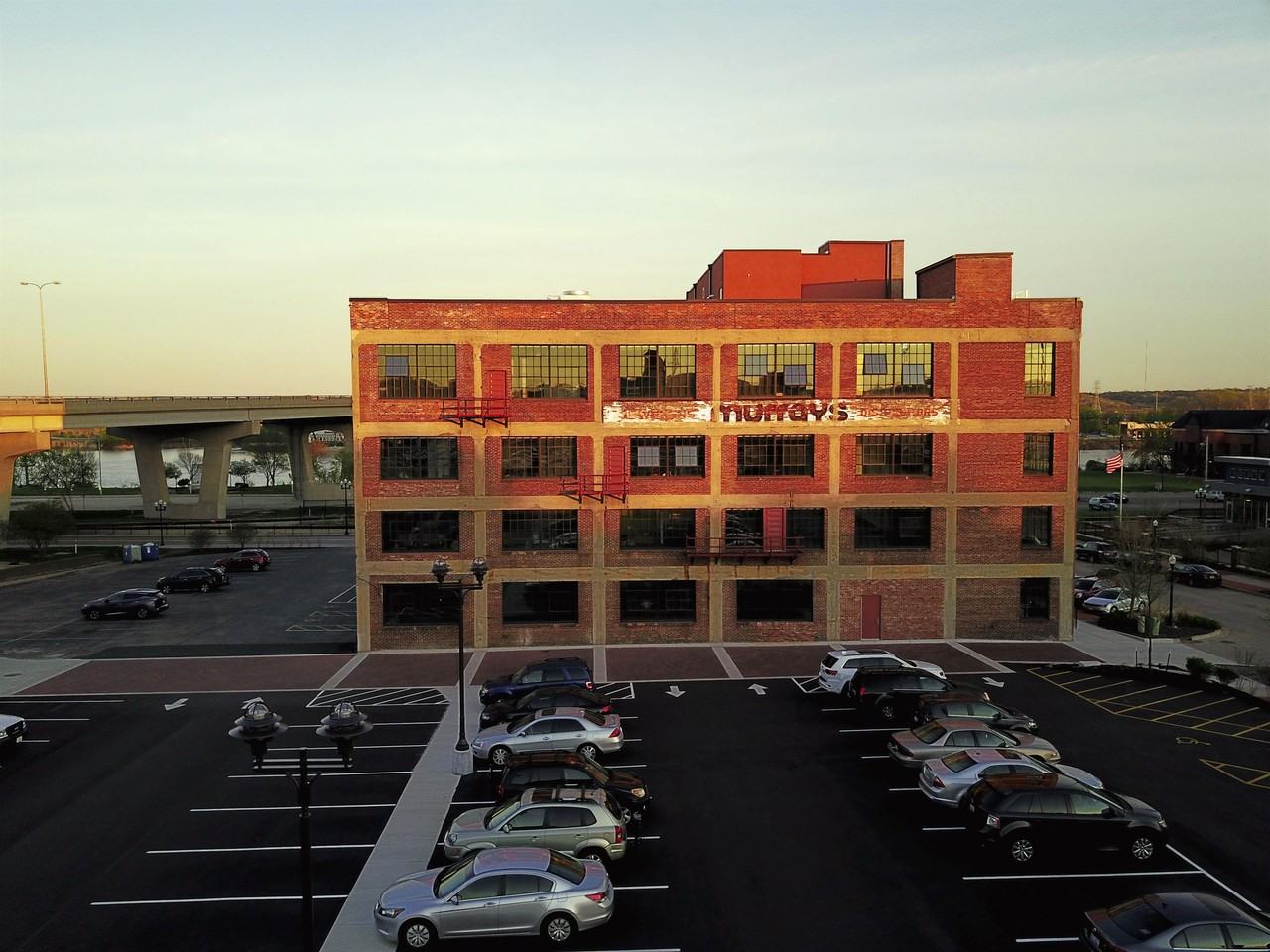 Murray Place - Photo 5 of 7