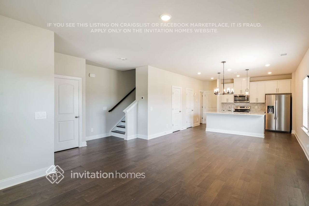 250 River Rock Dr - Photo 5 of 18