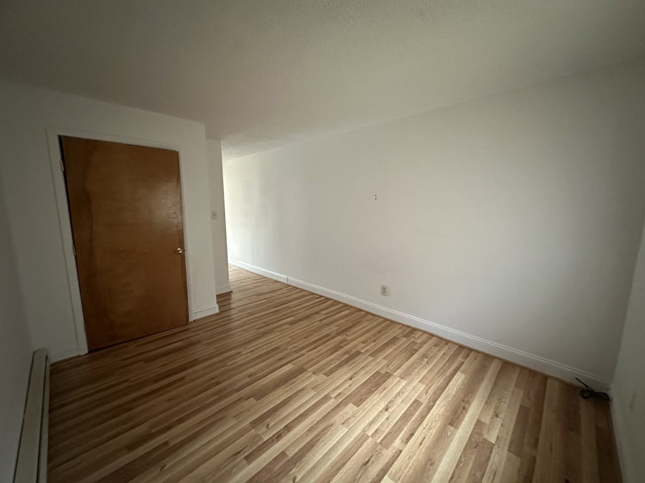 661 N Country Club Dr - Photo 4 of 8