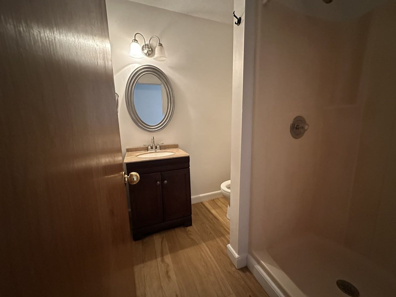 661 N Country Club Dr - Photo 5 of 8