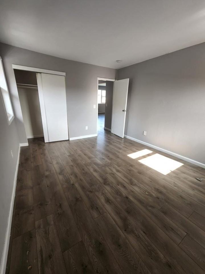 215 Buckley Street - Photo 6 of 20