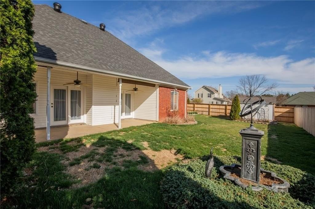 115 Nw Orchard Way - Photo 4 of 29