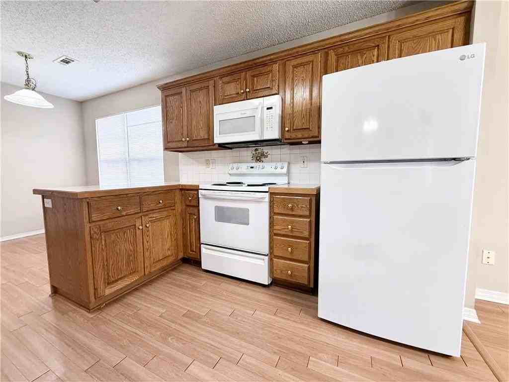 2978 N Apatite Dr - Photo 3 of 21