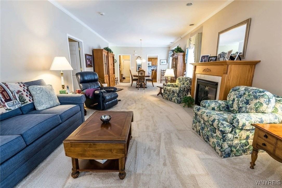 6979 Pepper Tree Ct - Photo 4 of 10