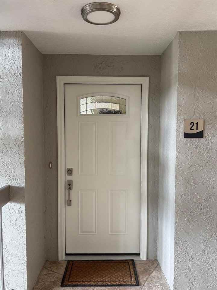 1477 Park Beach Cir - Photo 3 of 20