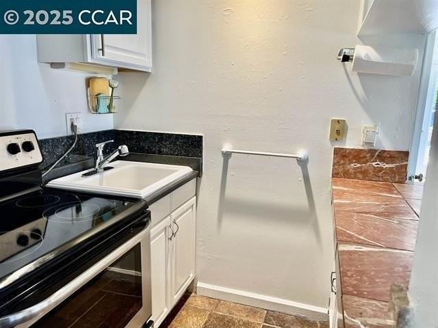 355 Kent Ct - Photo 3 of 17