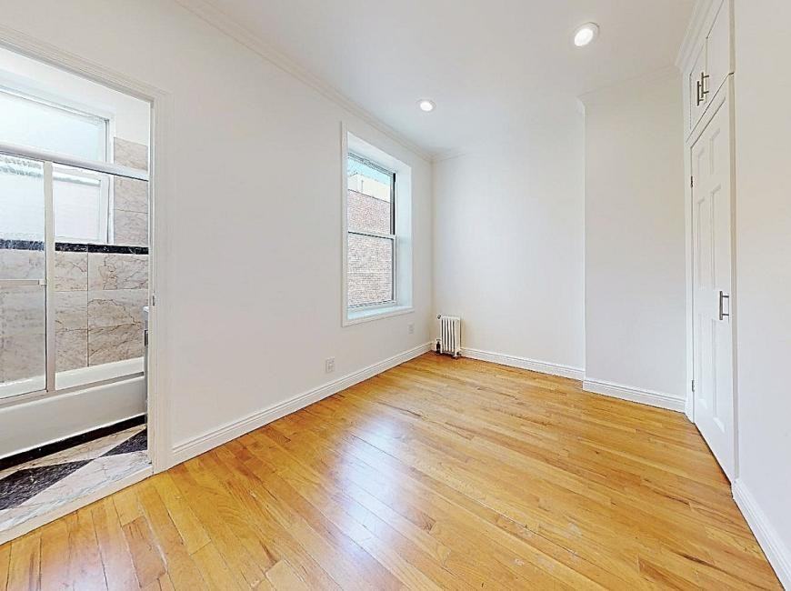 86 Bradhurst Avenue - Photo 4 of 9