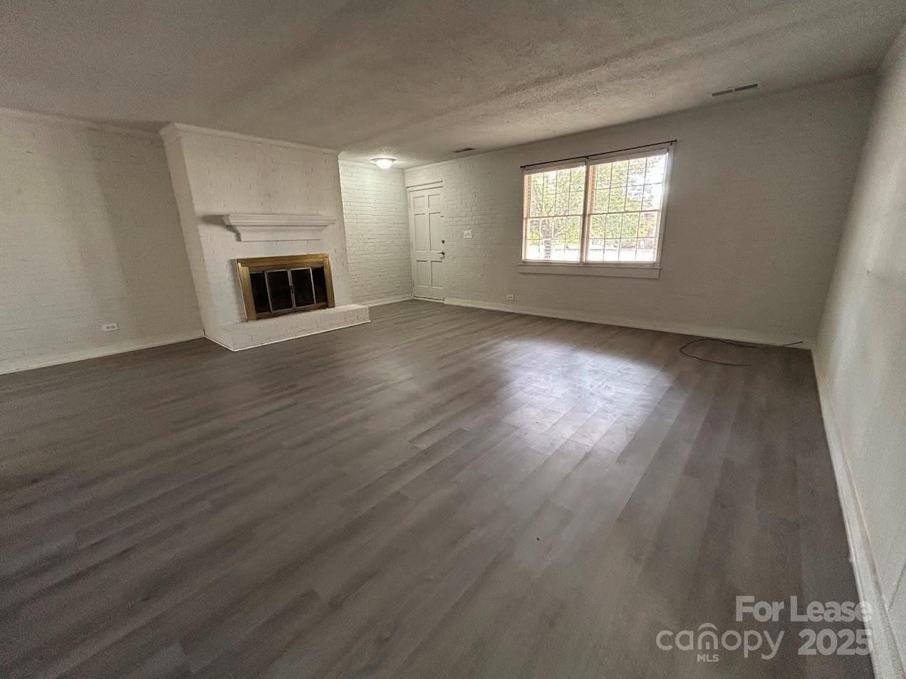 3312 Circles End - Photo 7 of 22