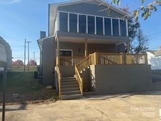 314 N Ridge Ave - Photo 3 of 48