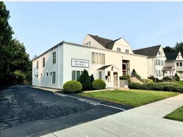 featured image of 425 Montauk Ave #3