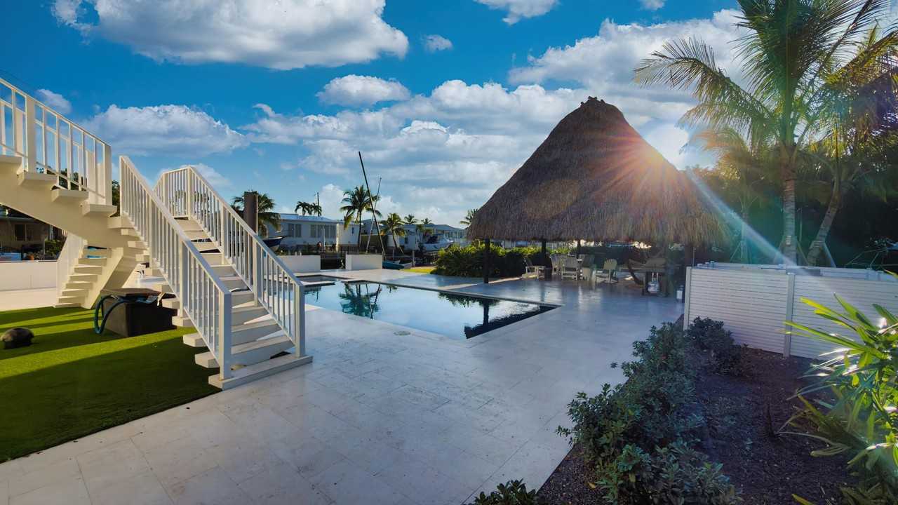 17 Poisonwood Rd - Photo 2 of 50