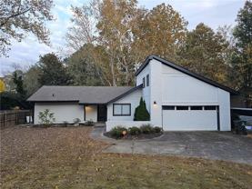 1052 Indian Hills Pkwy - Photo 1 of 1