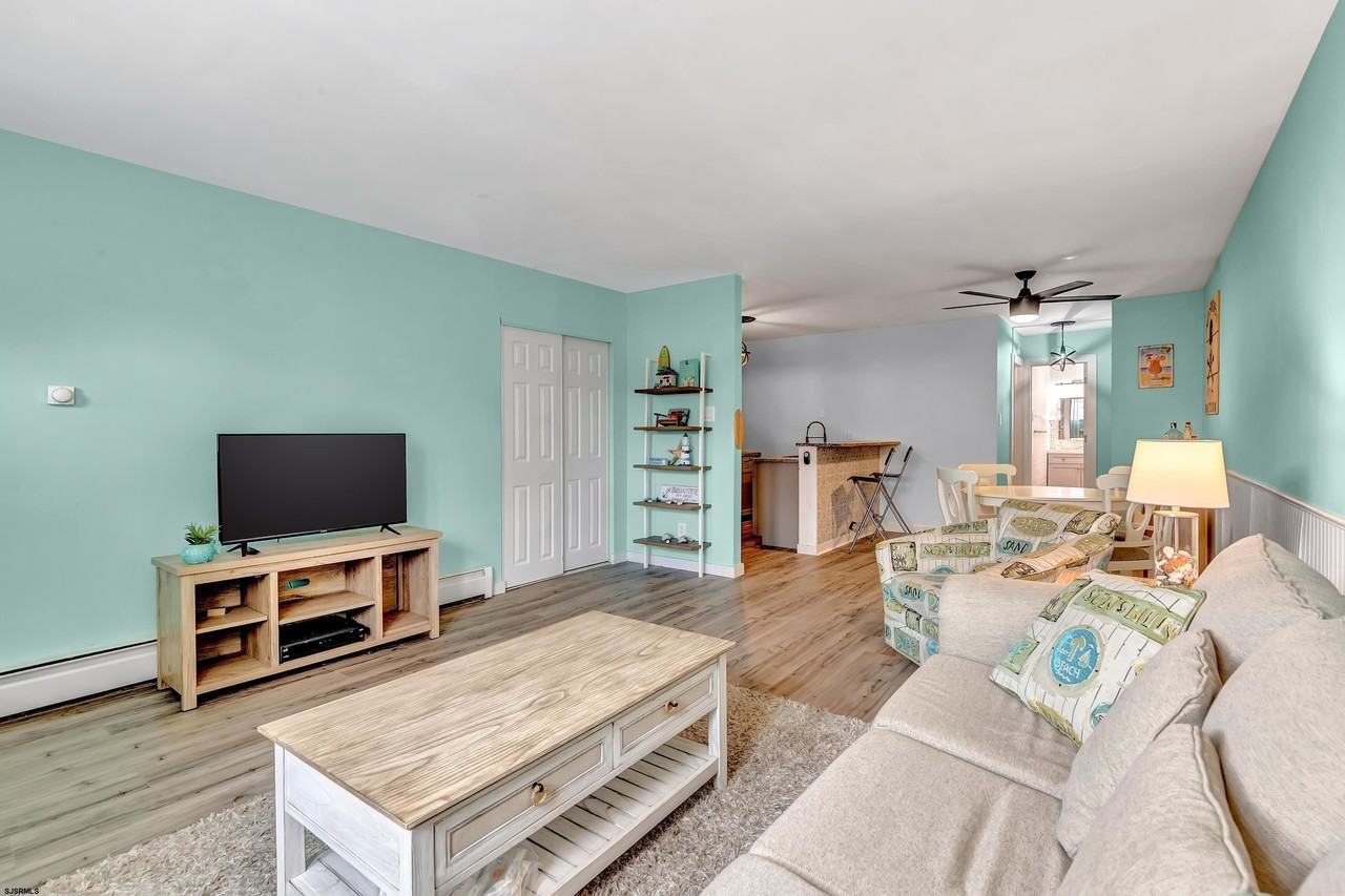 4901 Harbor Beach Boulevard #T15 - Photo 7 of 27