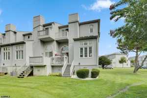 featured image of 433 Albacore Ln