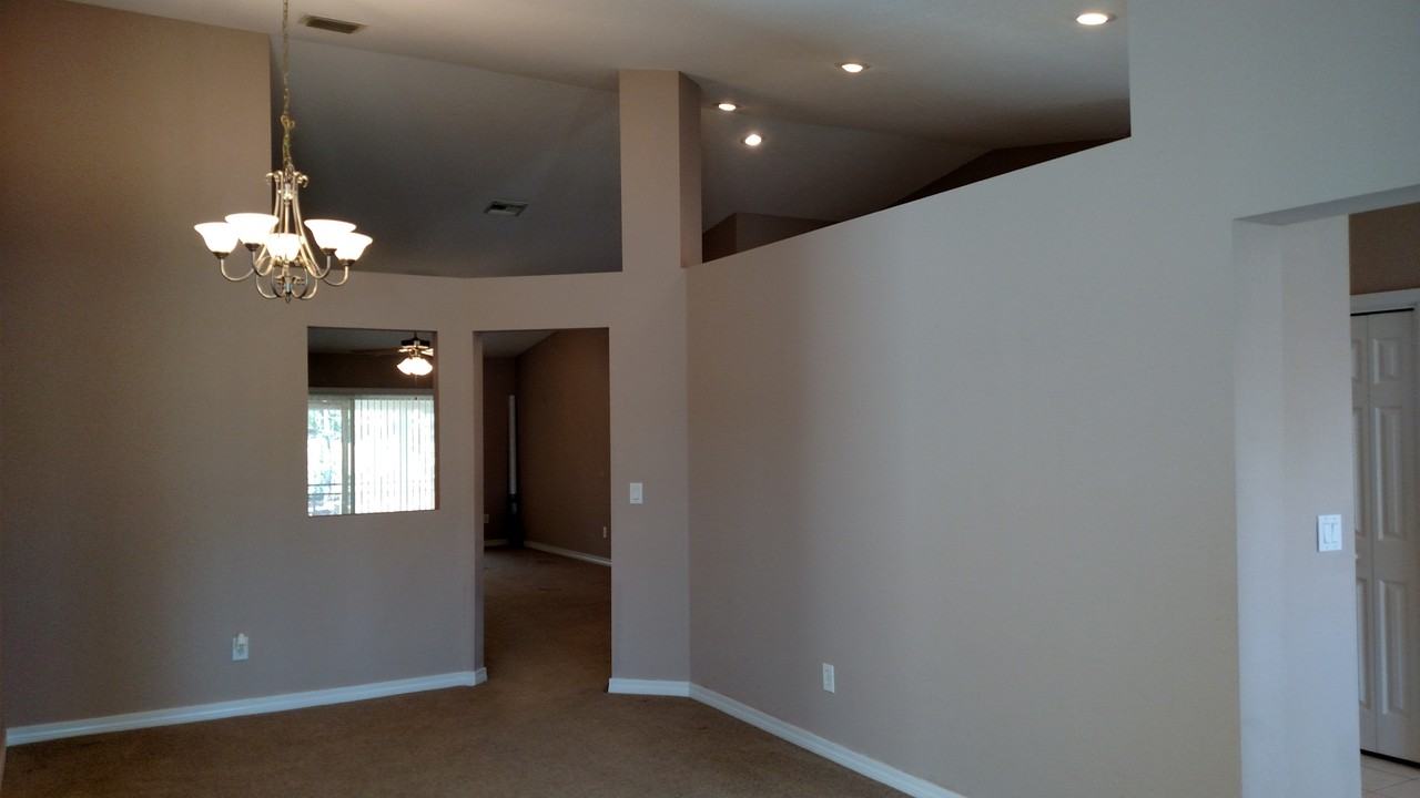 239 Middleburg Dr - Photo 3 of 23