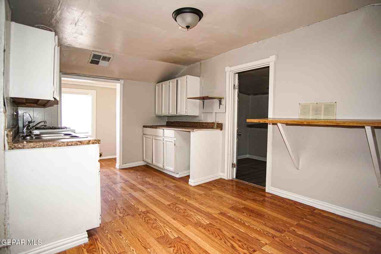 7161 Dale Rd Unit 2 #2 - Photo 6 of 12