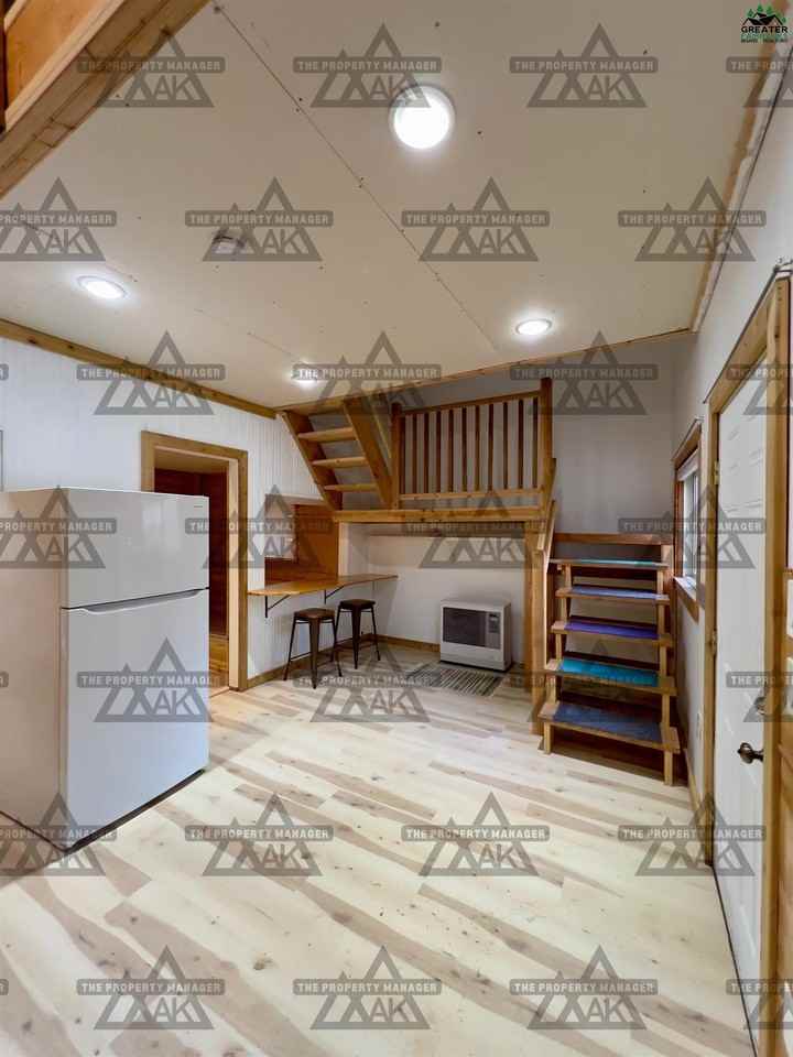 410 Gilbert Dr - Photo 2 of 22