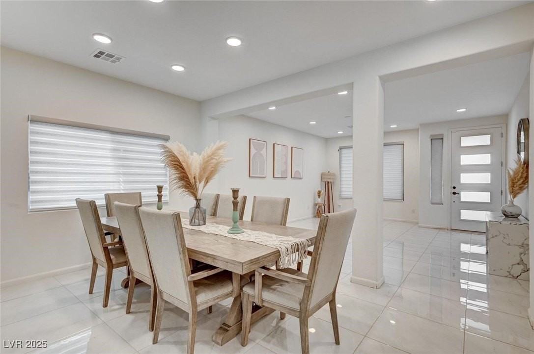 6723 Tangled Vines Ave - Photo 4 of 21