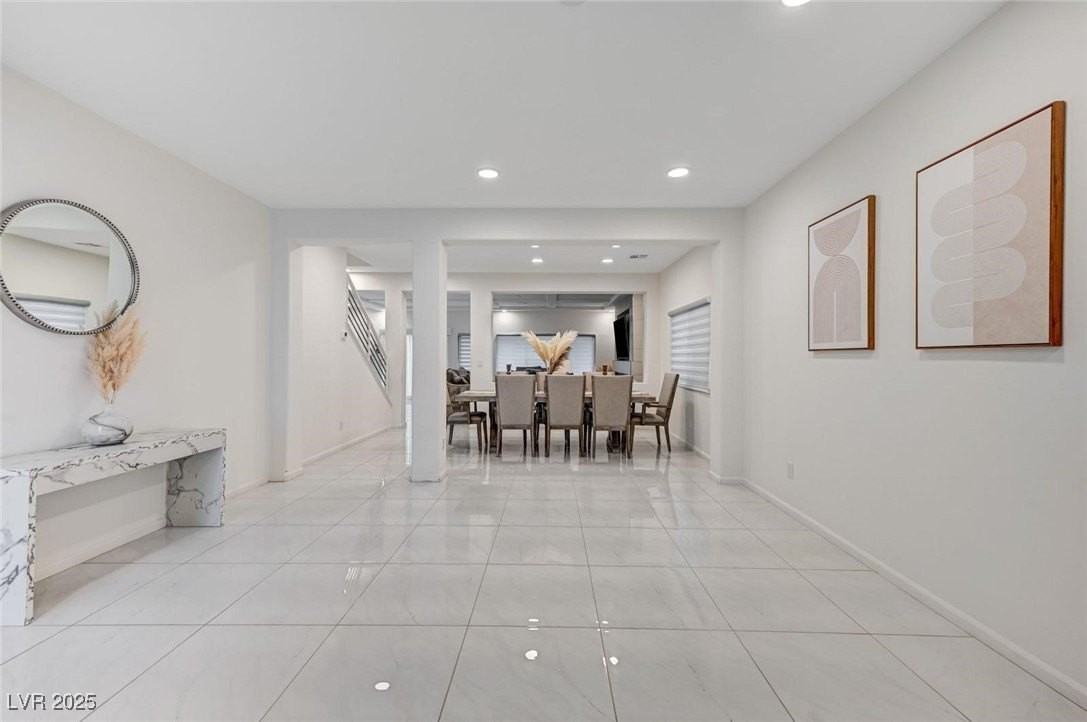 6723 Tangled Vines Ave - Photo 6 of 21