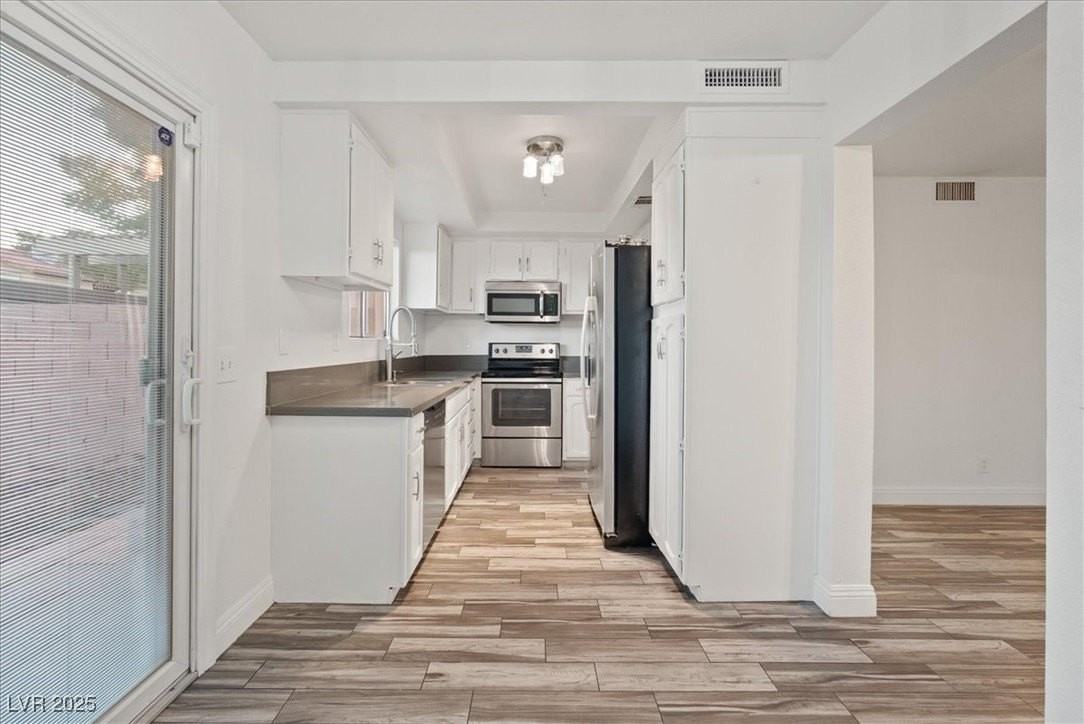 3388 Pavlo St - Photo 3 of 43