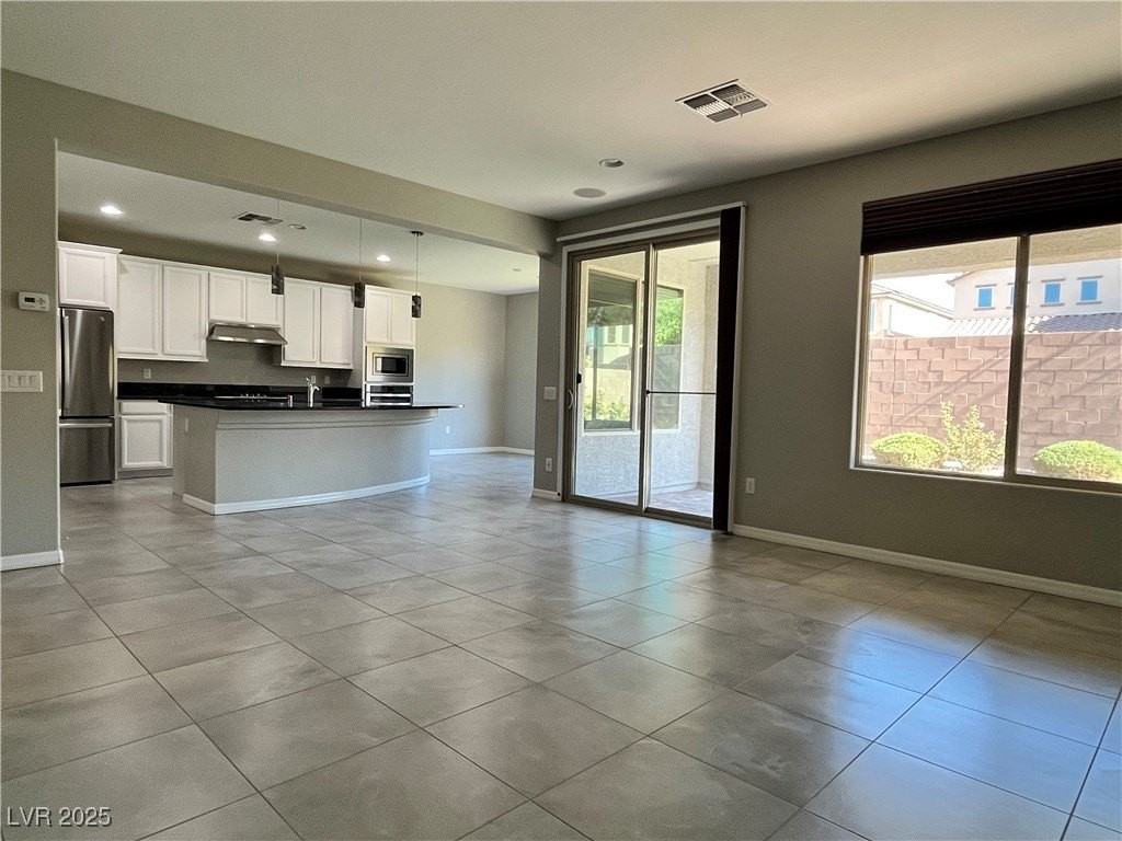 7170 Cotton Bluff St - Photo 2 of 21