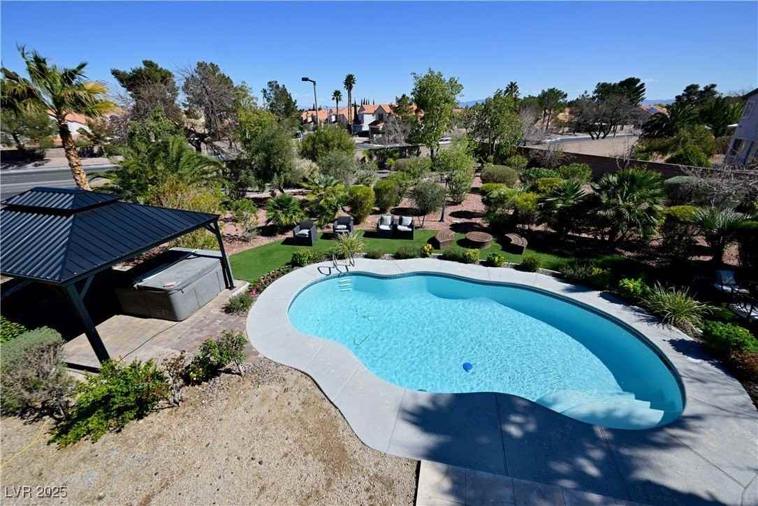 10161 Bentley Oaks Ave - Photo 2 of 49