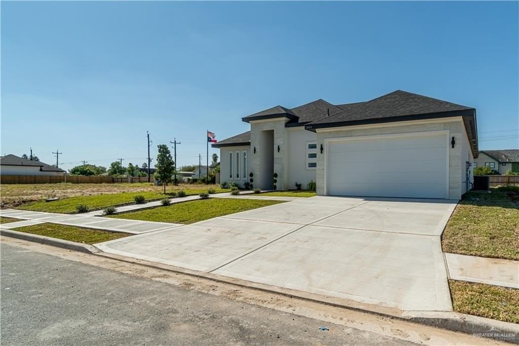 2804 Magnolia Dr - Photo 3 of 16