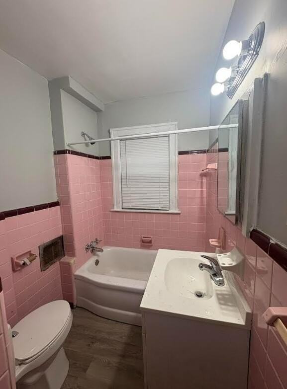 2197 Springle St Lowr - Photo 6 of 7