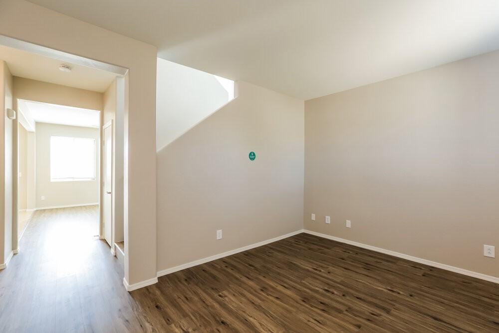 6409 S 69th Gln - Photo 4 of 17