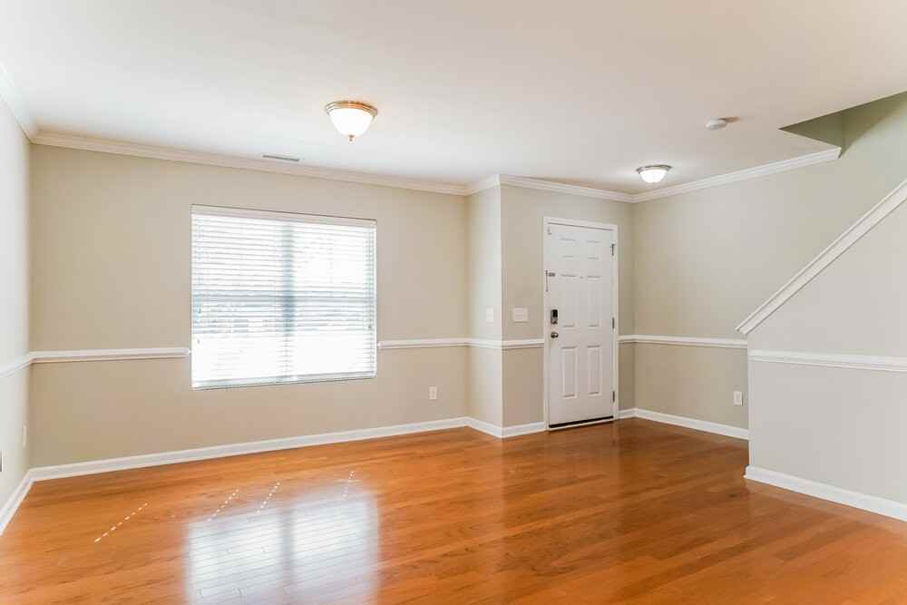 167 Woodcreek Ln - Photo 6 of 17