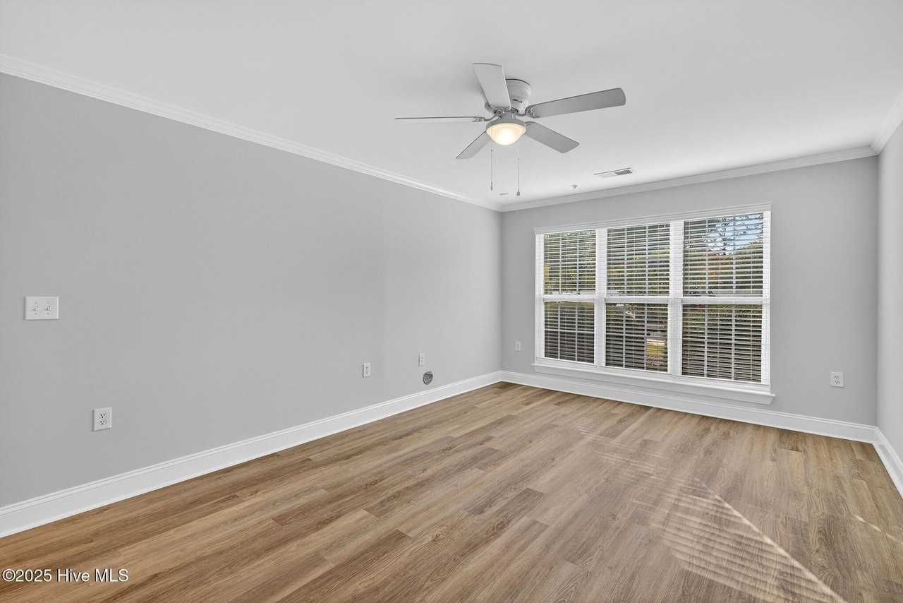 2820 Bloomfield Ln Unit 103 #103 - Photo 2 of 32