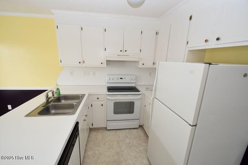 3818 Sterling Pointe Drive #J9 - Photo 4 of 11