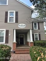 featured image of 180 N Bennett St Apt 3 #3