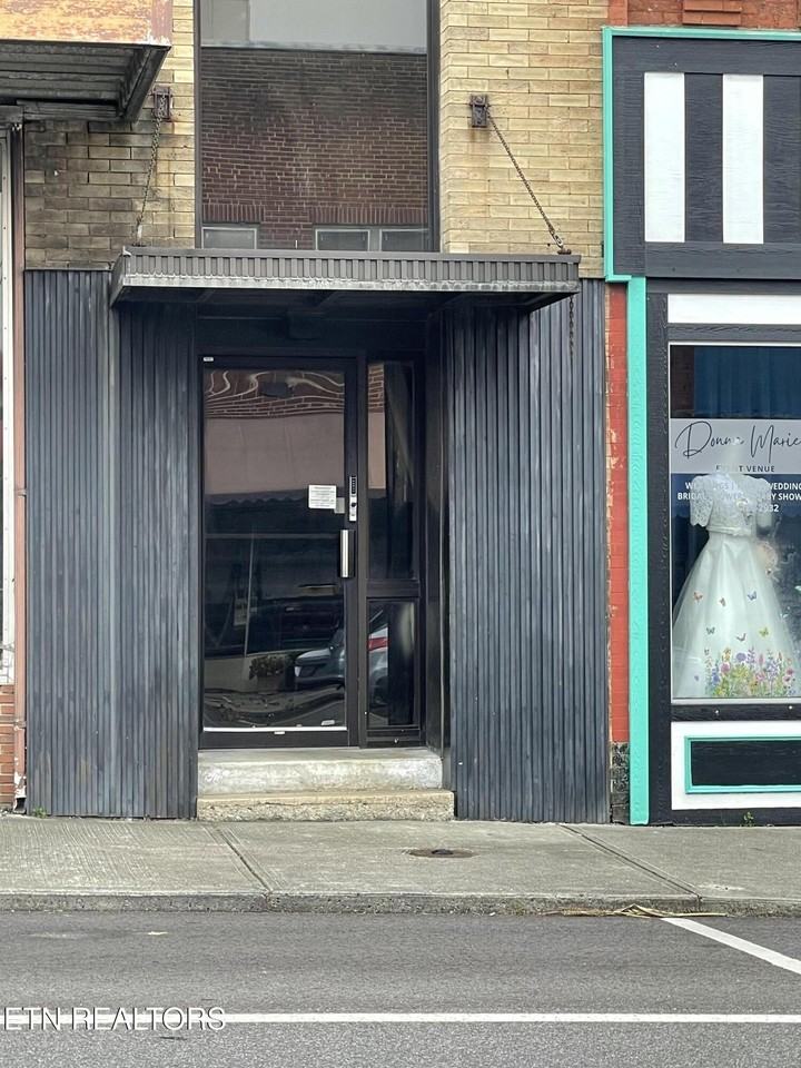 420 N Roane St Unit 7 #7