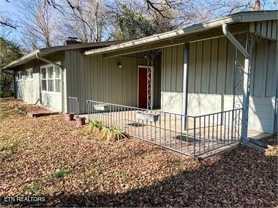 1405 Crocus Ln - Photo 1 of 1