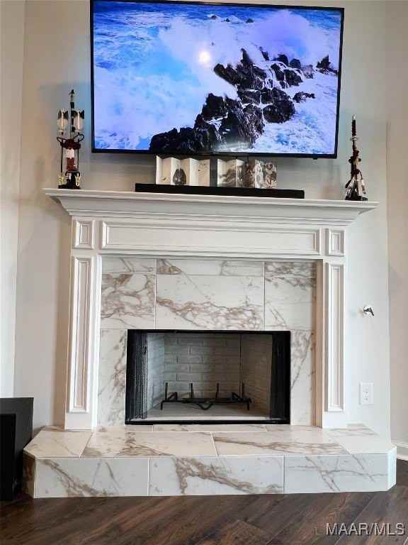 901 Hedgefield Way - Photo 7 of 37