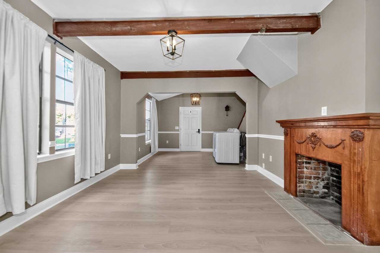 Mason Ave - Photo 5 of 15