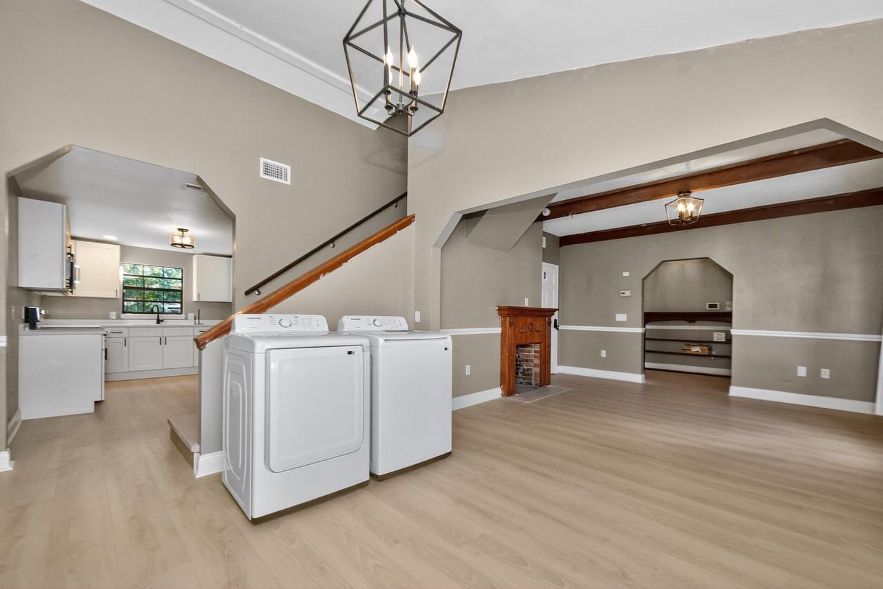 Mason Ave - Photo 6 of 15