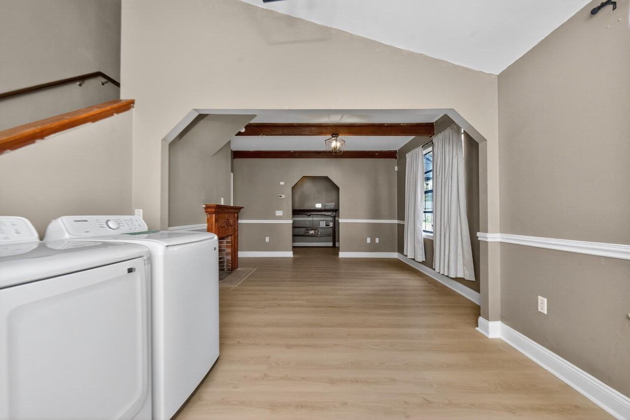 Mason Ave - Photo 7 of 15