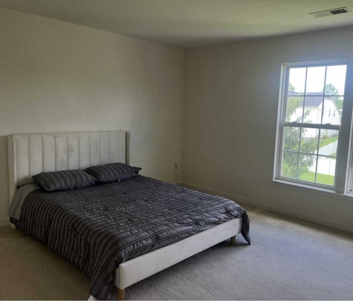 Exeter Court - Photo 4 of 6