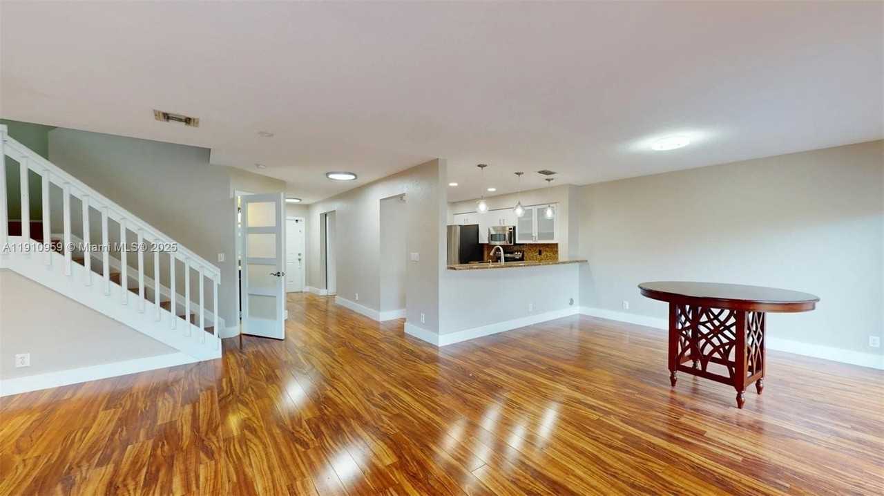 11175 Sw 17th Mnr #11175 - Photo 5 of 33