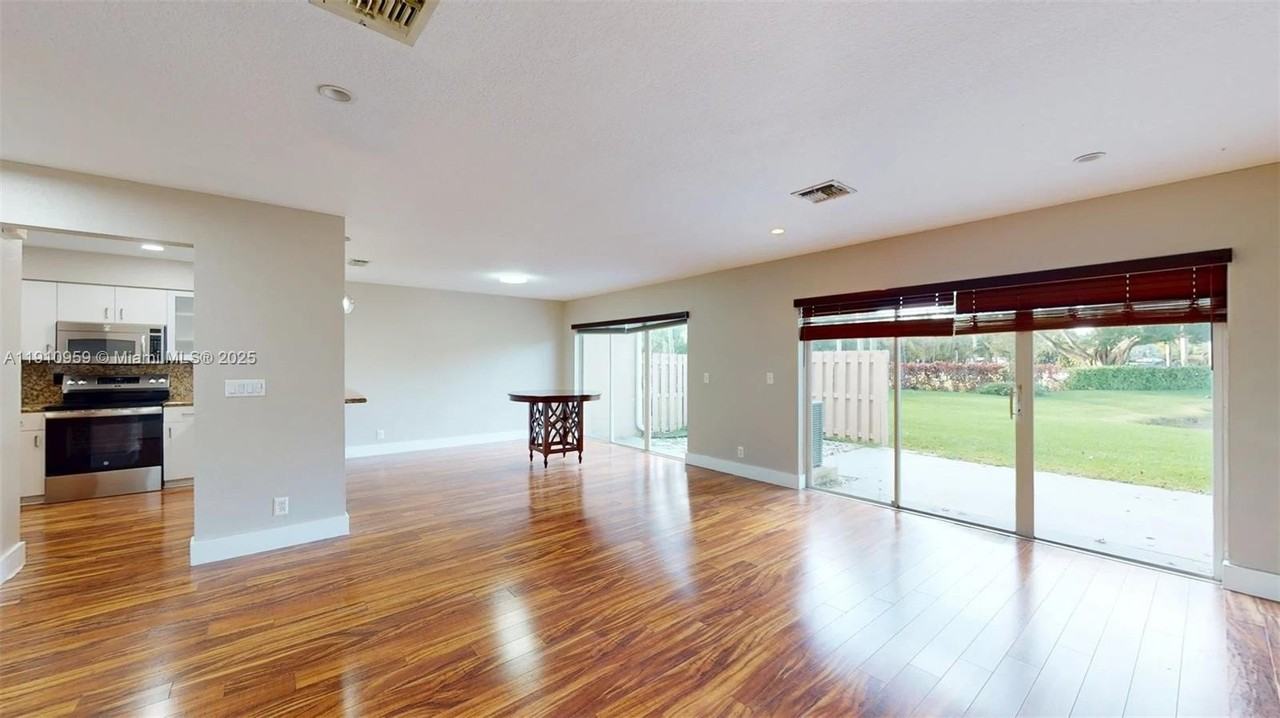 11175 Sw 17th Mnr #11175 - Photo 7 of 33