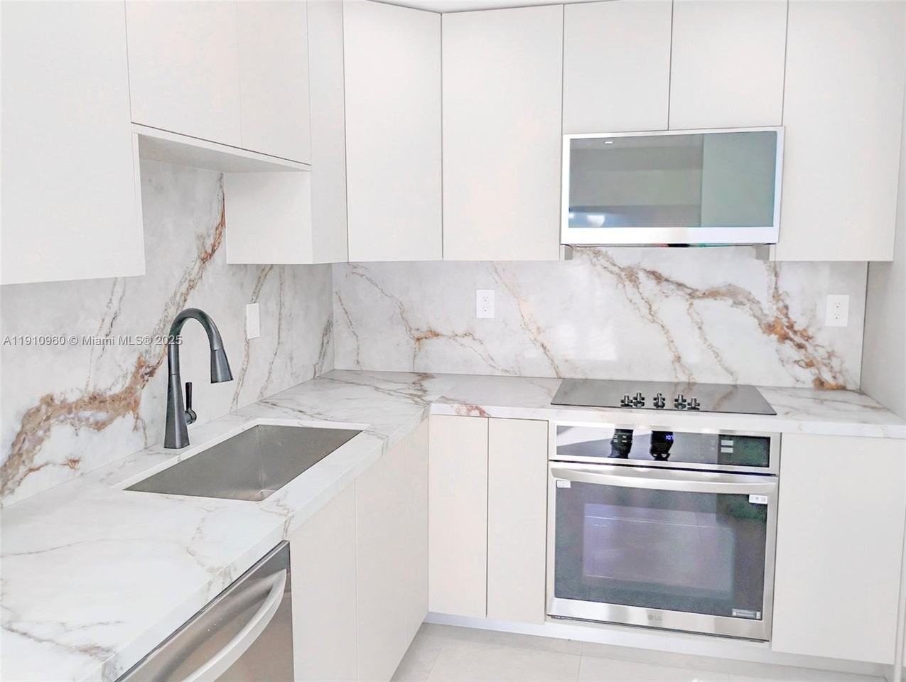 20615 Ne 9th Ct - Photo 7 of 22