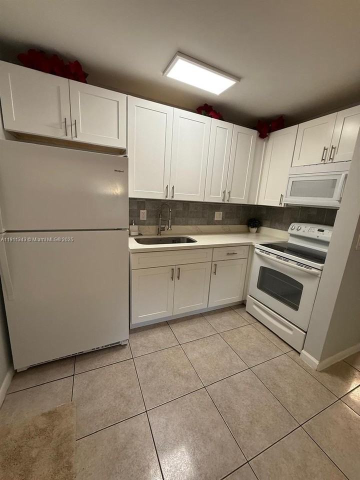 620 Sw 7th Ave #2 - Photo 7 of 23