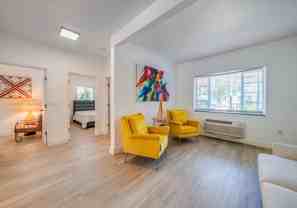 5214 Ne 3rd Ct #3 - Photo 1 of 1